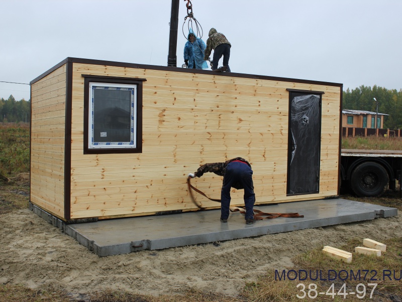 Установка мобильного домика 6Х2,45м на бетонную плиту