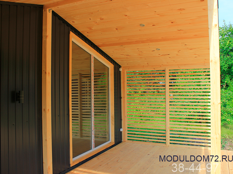 Модульный дом 10,5х6м с  обшивкой из серого графита в СНТ Лесная поляна